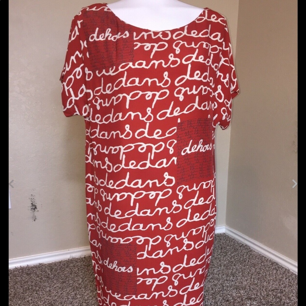 Laundry By Shelli Segal Scroll Writing Shift Dress